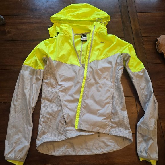 Nike Tech Windrunner Jacket Mens  Small Neon Green/Grey Lightweight Hooded - Picture 1 of 2